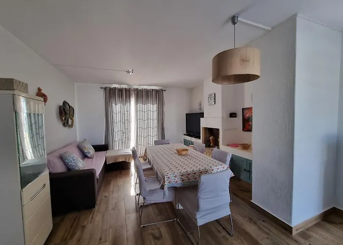 Sea View Penthouse 10 Min Walking Old Town And Pescadores Daire *